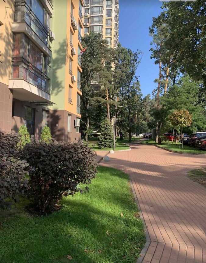 Продаж 3-кімнатної квартири 119 м², Анатолія Петрицького вул., 21а