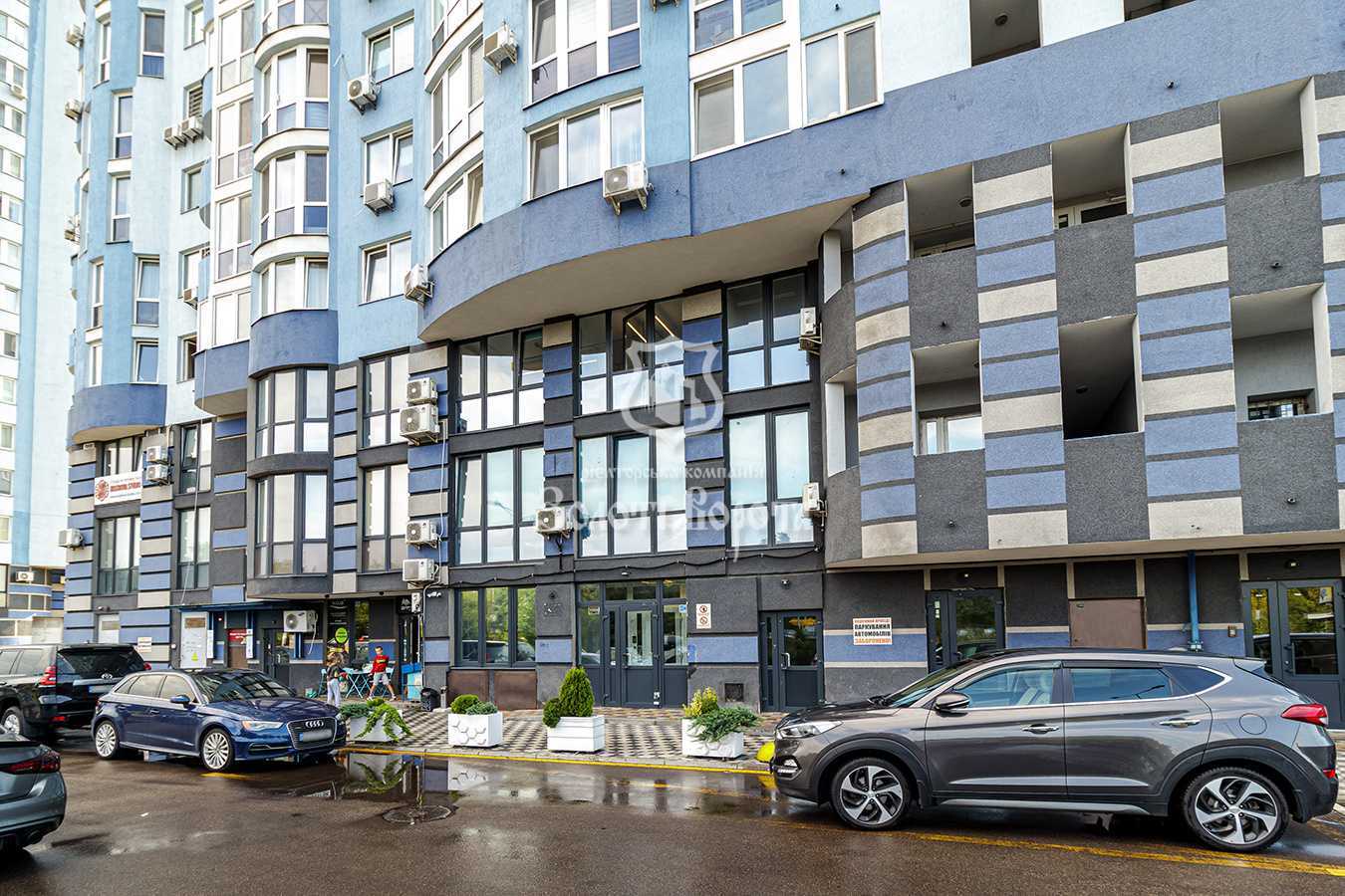 Продаж 2-кімнатної квартири 80 м², Соборності просп., 30А