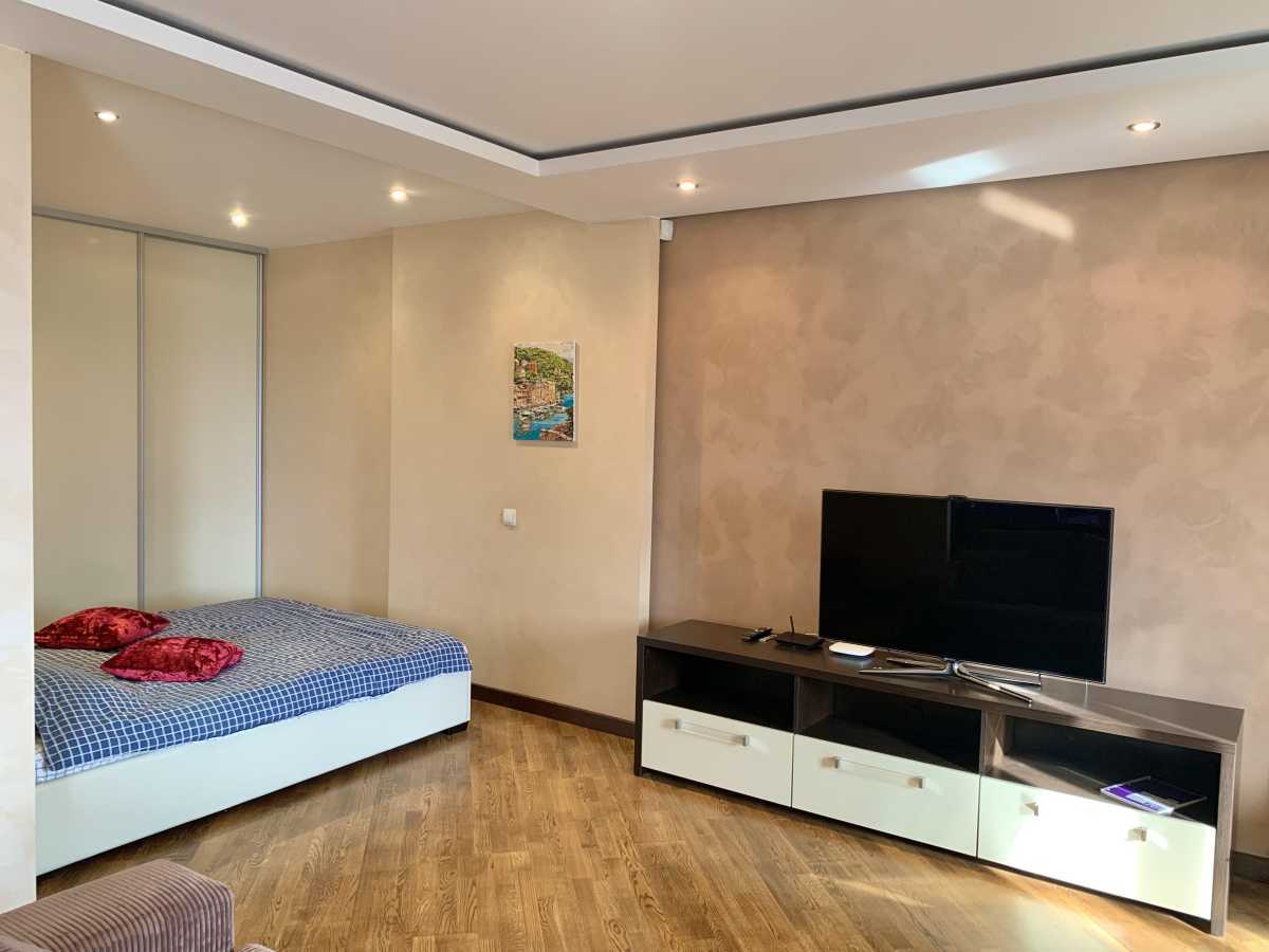 Продажа 1-комнатной квартиры 55 м², Ревуцкого ул., 9