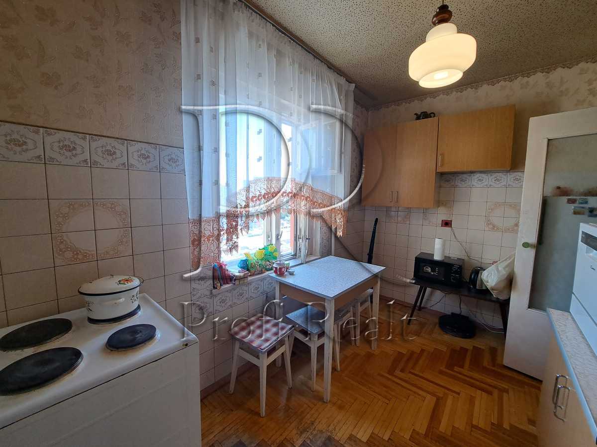 Продаж 2-кімнатної квартири 54 м², Володимира Маяковського просп., 77