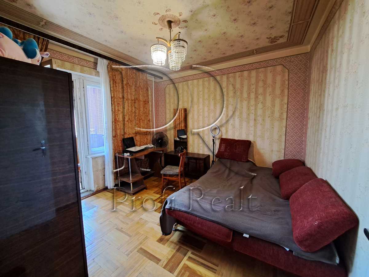 Продажа 2-комнатной квартиры 54 м², Владимира Маяковского просп., 77