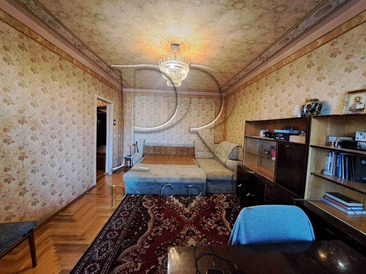 Продажа 2-комнатной квартиры 54 м², Владимира Маяковского просп., 77