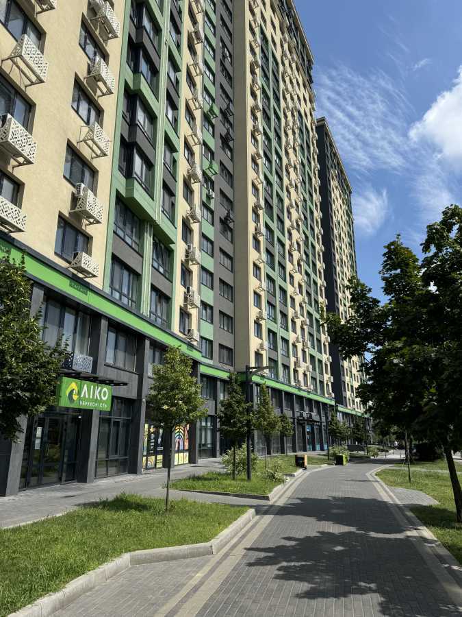 Продаж 3-кімнатної квартири 100 м², Михайла Максимовича вул., 32а