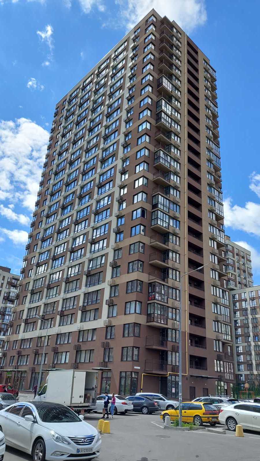 Продажа 2-комнатной квартиры 63.5 м², Александра Олеся ул., 2В