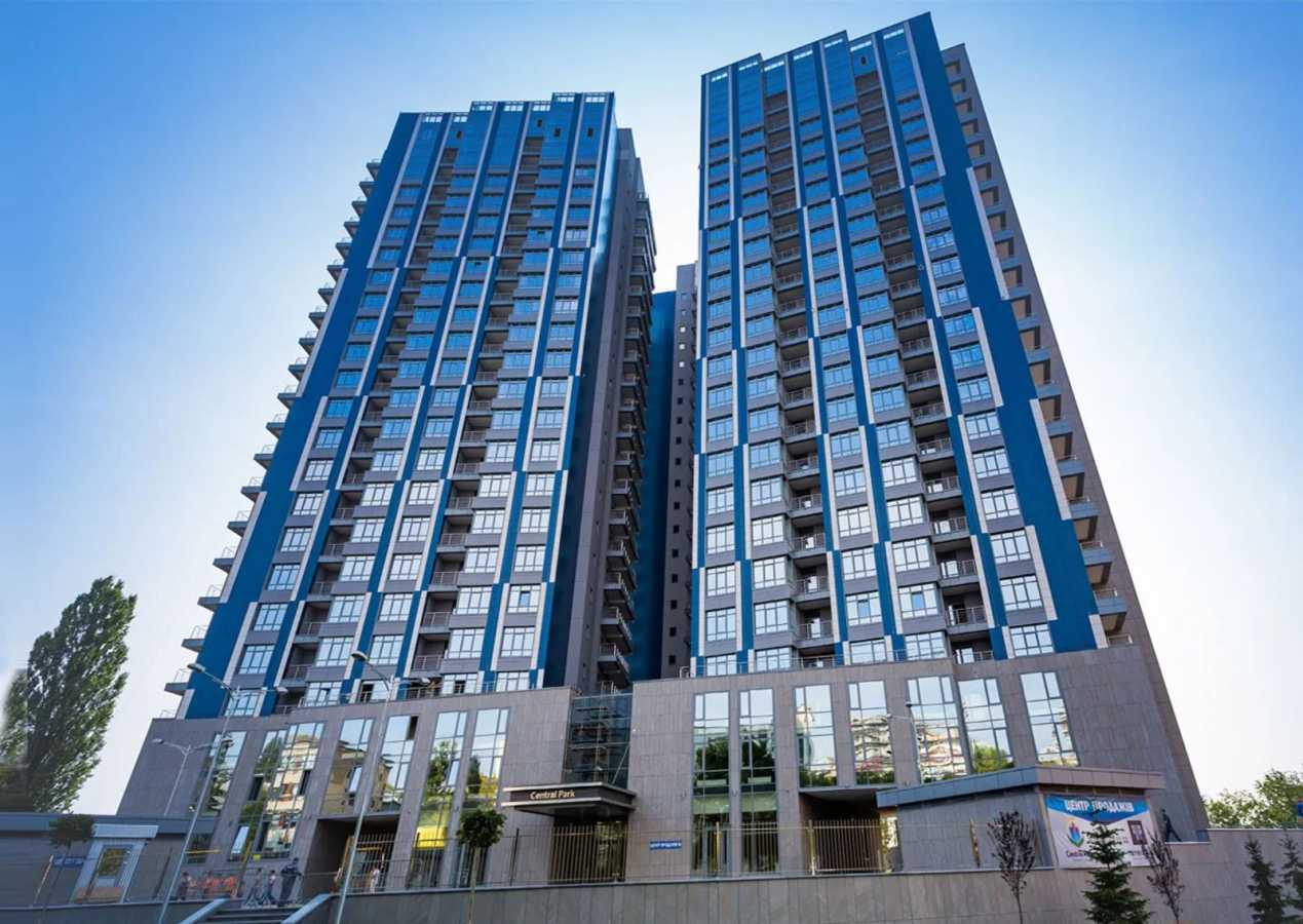 Продажа 3-комнатной квартиры 93.9 м², Джона Маккейна ул., 7