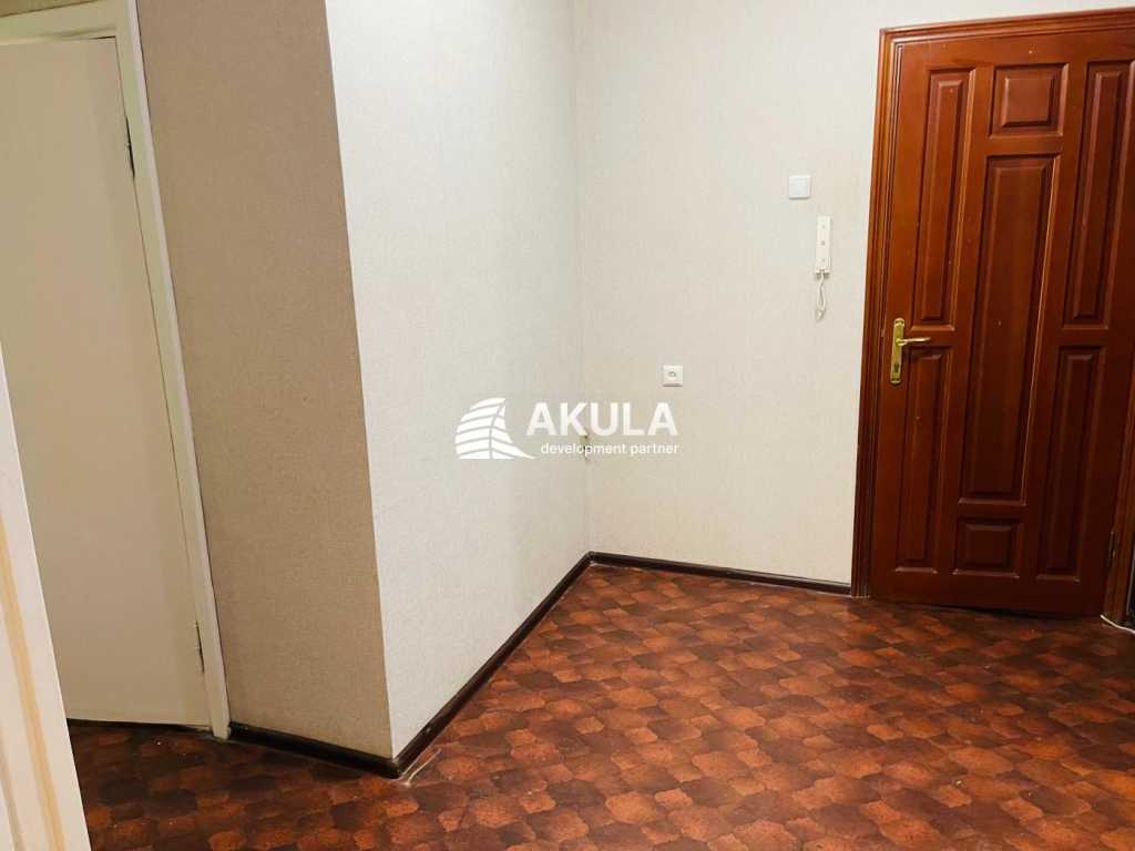 Продаж 2-кімнатної квартири 58 м², Симиренка вул.