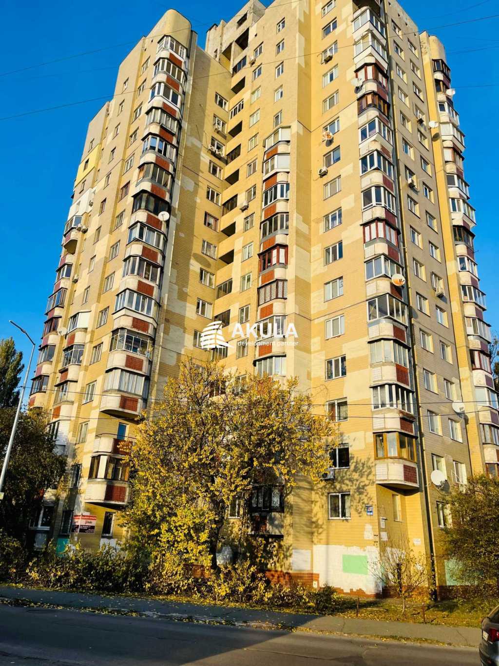 Продаж 2-кімнатної квартири 58 м², Симиренка вул.