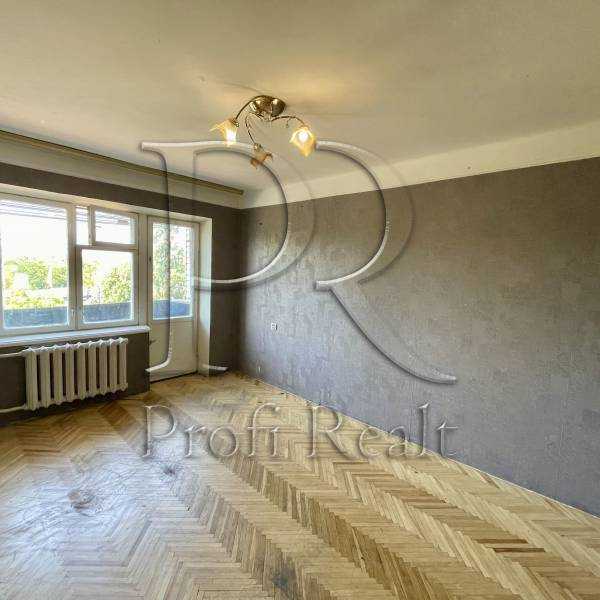 Продаж 1-кімнатної квартири 31 м², Харківське шосе, 21