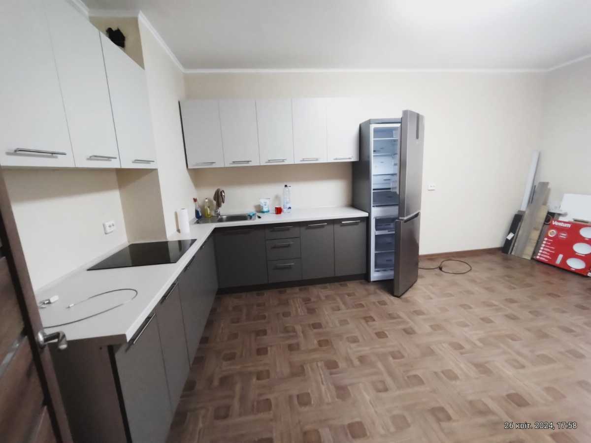 Продаж 2-кімнатної квартири 72 м², Ревуцького вул., 54