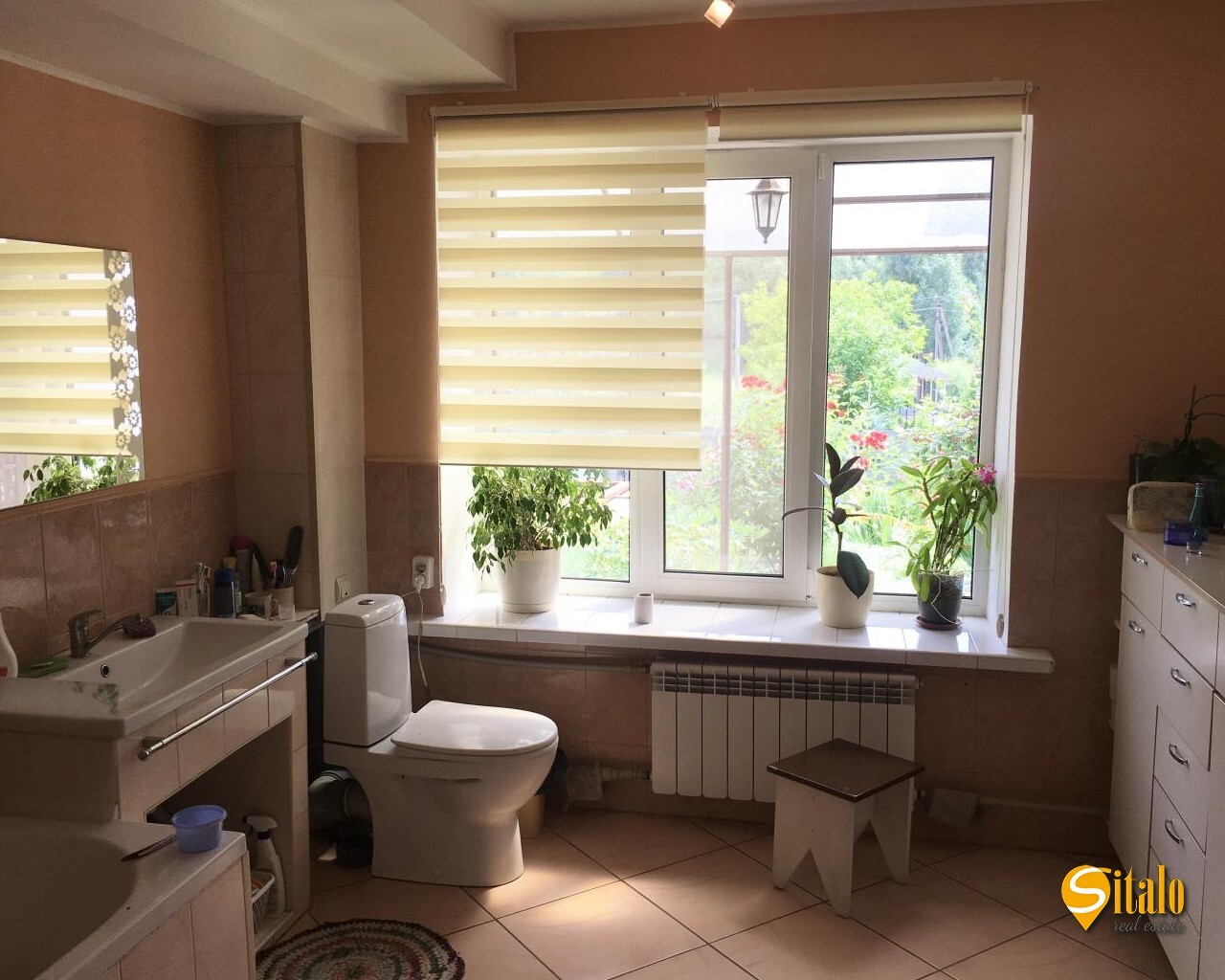 Продаж будинку 180 м²