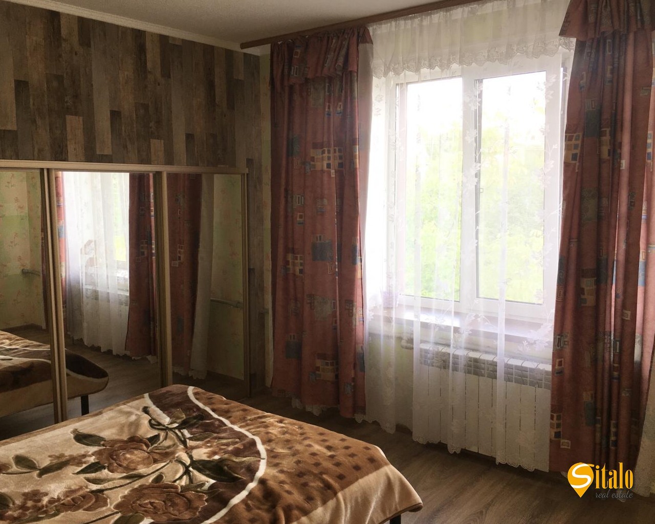 Продаж будинку 180 м²