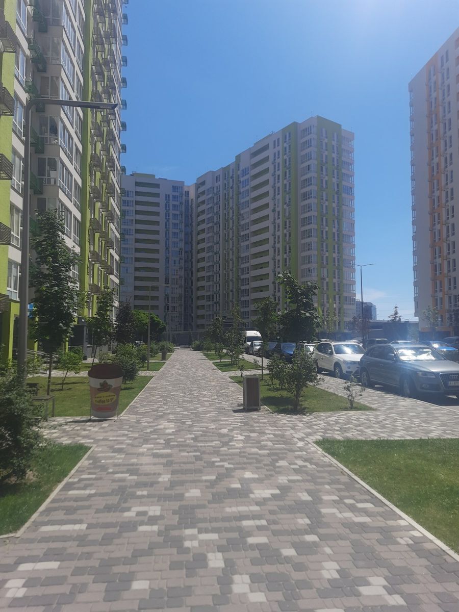 Продаж 3-кімнатної квартири 86 м², Бердника, 1Д