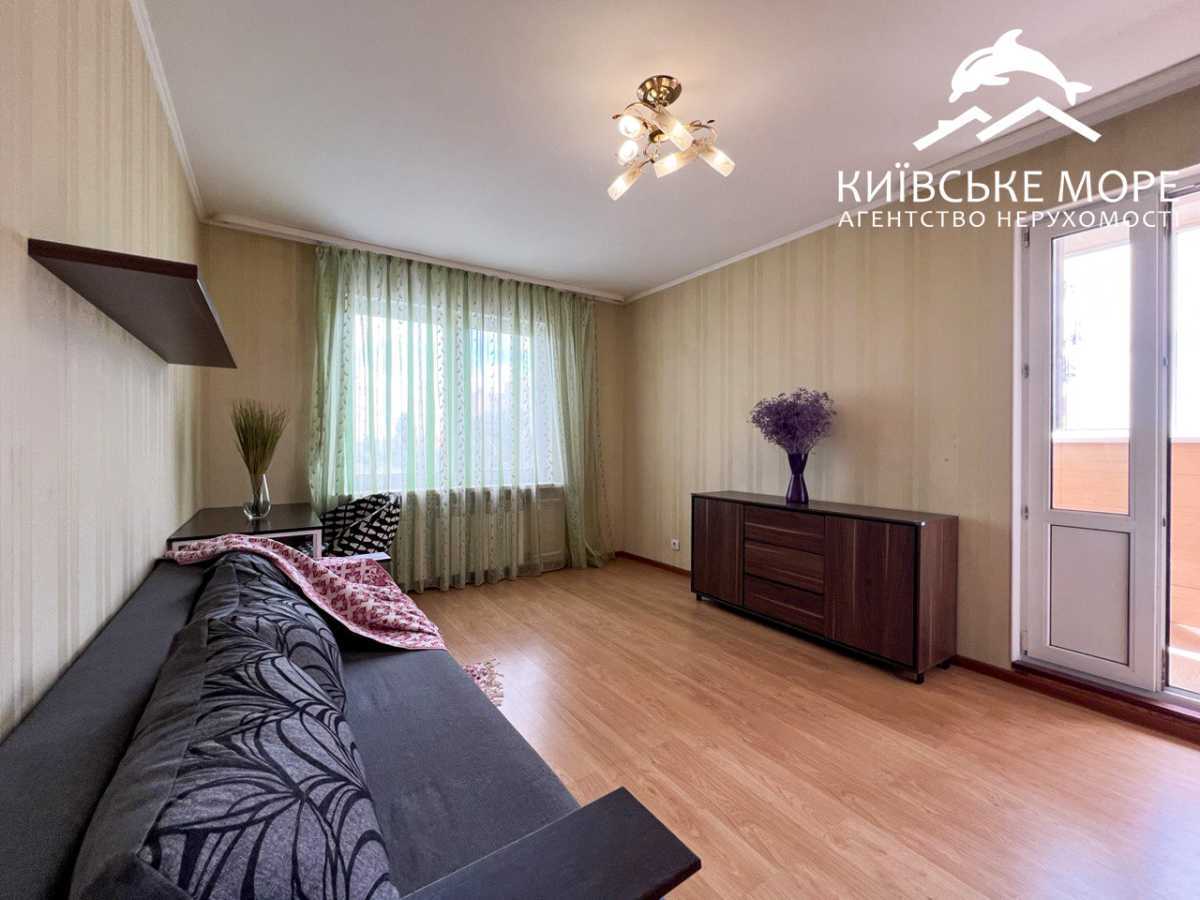 Продажа 2-комнатной квартиры 73 м², Краковская ул., 13В