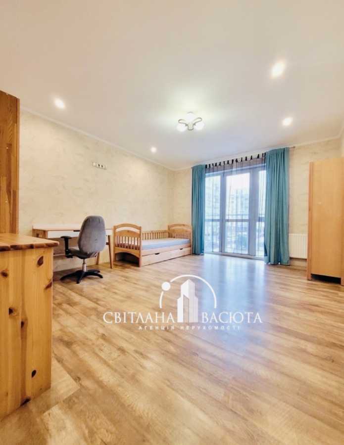 Продажа 2-комнатной квартиры 63 м², Метрологическая ул., 7А