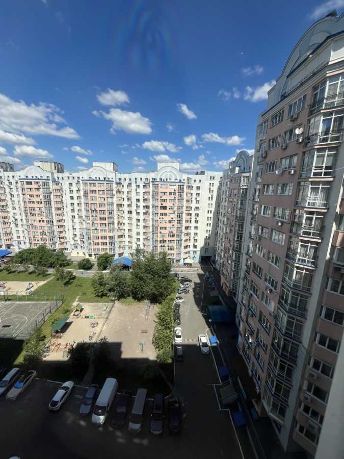 Продаж 3-кімнатної квартири 124 м², Ломоносова вул., 52/3