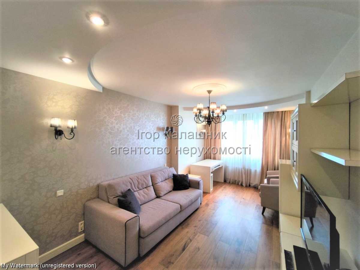 Продаж 1-кімнатної квартири 53.2 м², Перемоги просп., 121А