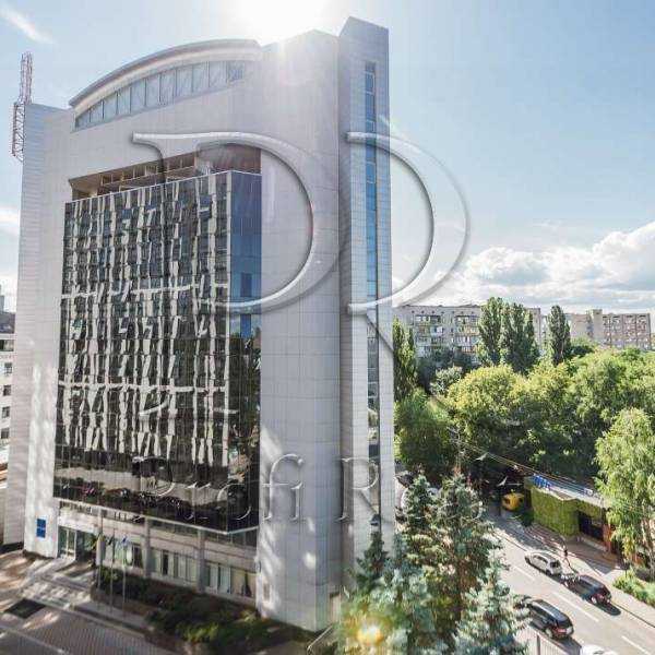 Продаж 3-кімнатної квартири 83 м², Шолуденка вул., 30