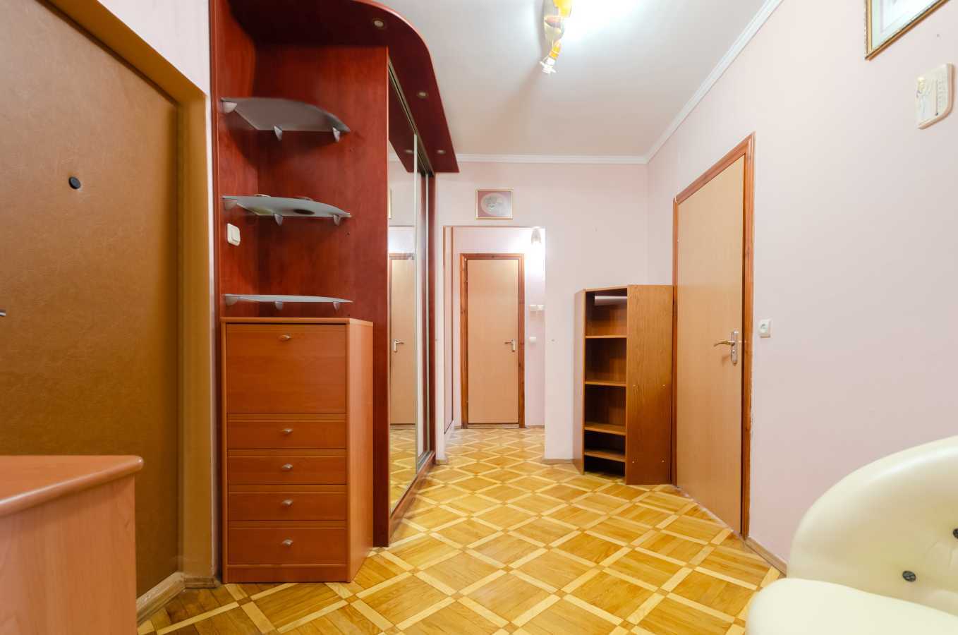 Продажа 2-комнатной квартиры 67 м², Вишняковская ул., 13Б