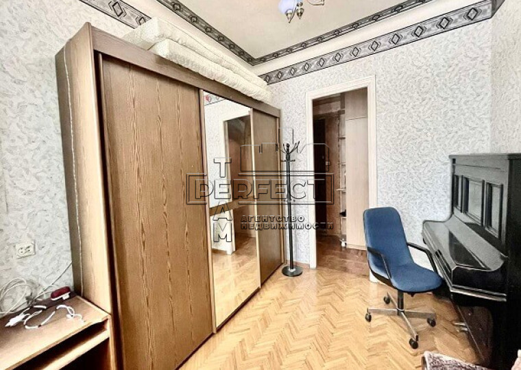 Продаж 2-кімнатної квартири 54 м², Дружби Народів бул., 9