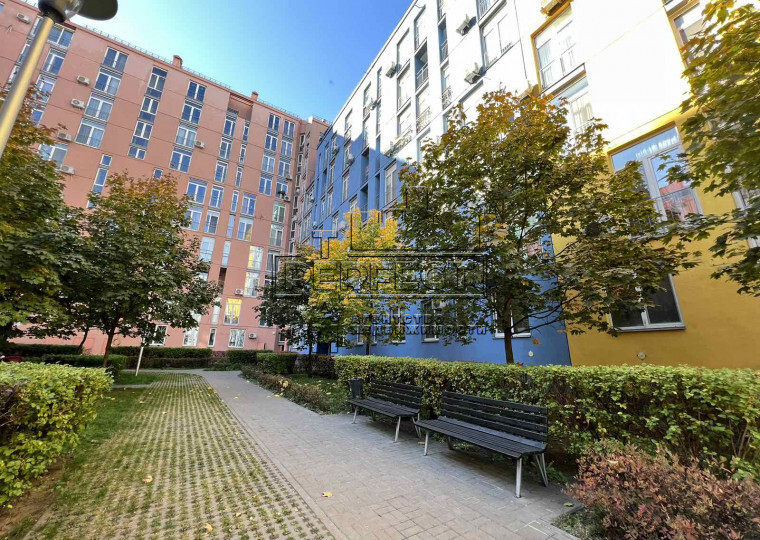 Продаж 3-кімнатної квартири 86 м², Регенераторна вул., 4к10