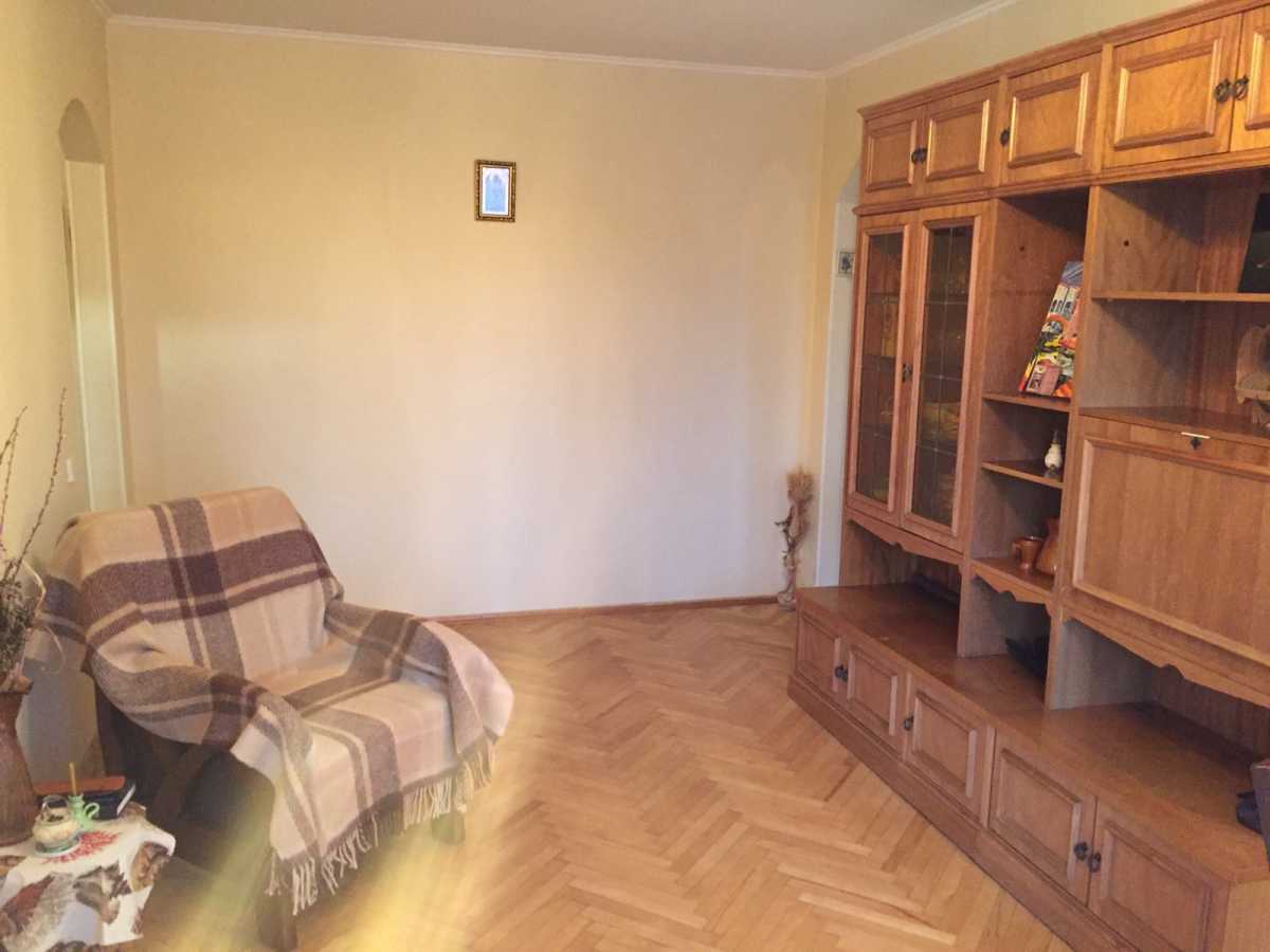 Продажа 2-комнатной квартиры 47 м², Николая Василенко ул., 4