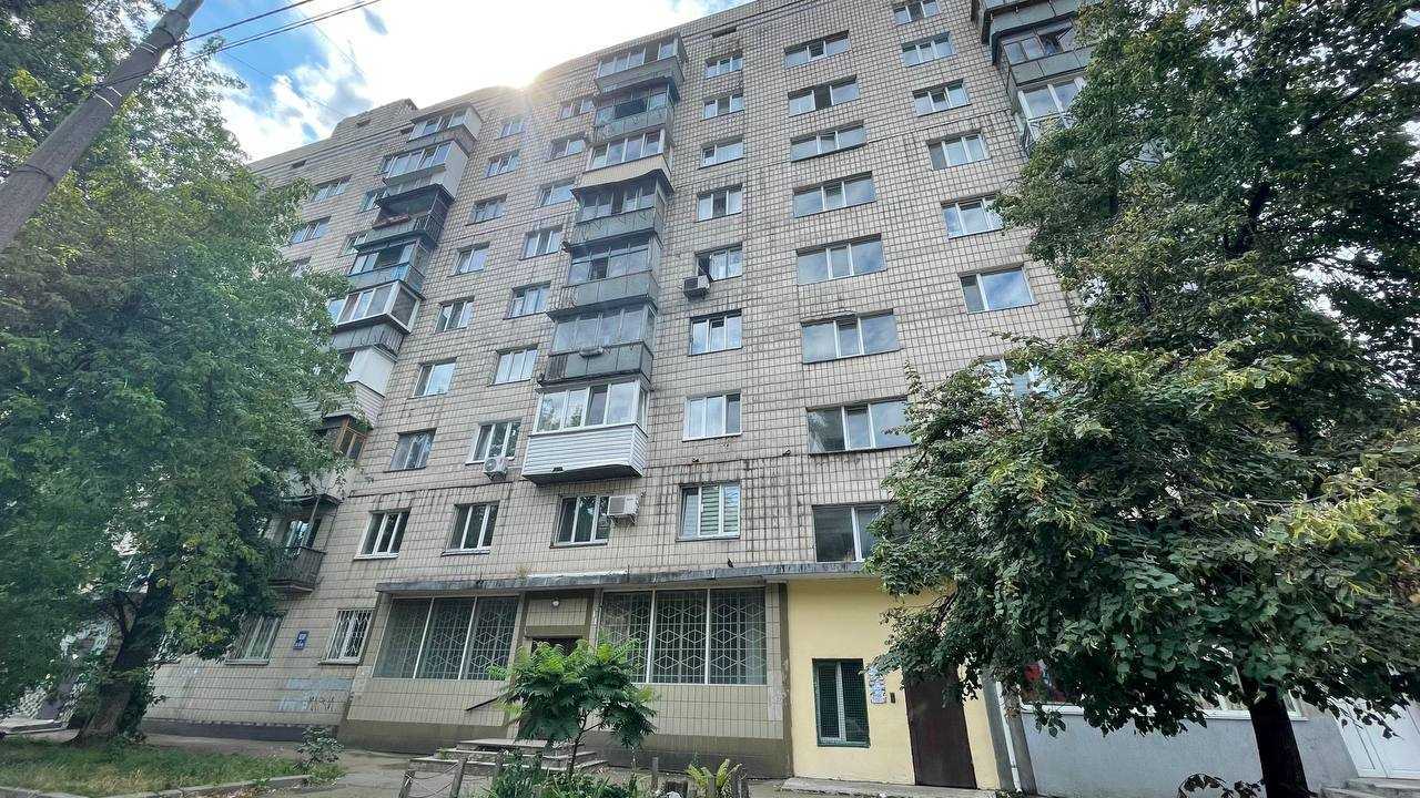 Продаж 1-кімнатної квартири 28 м², Виборзький пров., 81/83