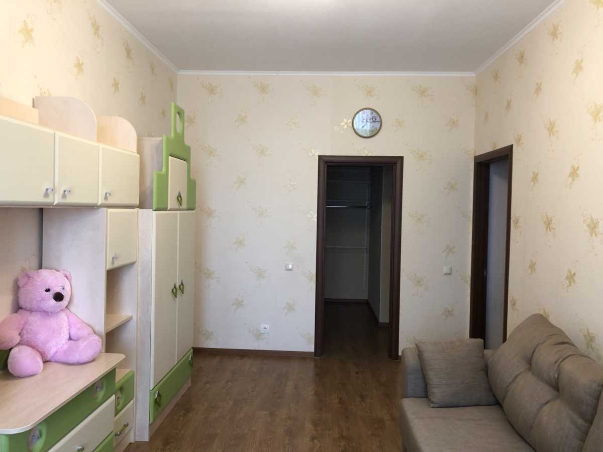 Продаж 2-кімнатної квартири 94.2 м², Срібнокільська вул., 3В