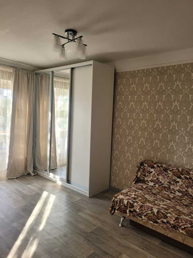 Продаж 3-кімнатної квартири 60 м², Павла Тичини просп., 3