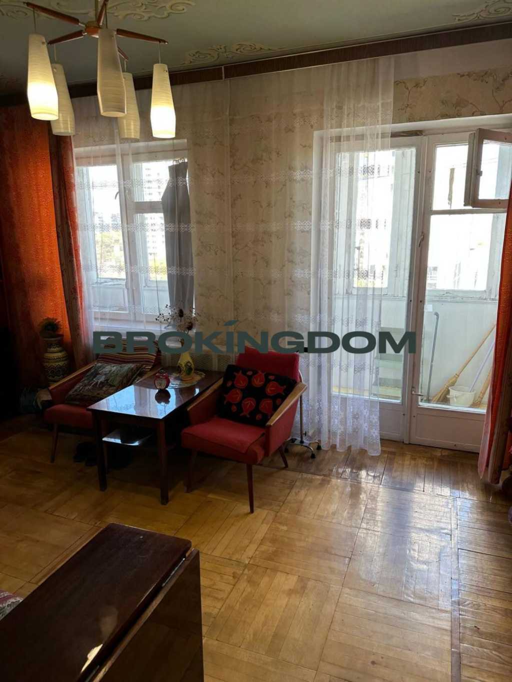 Продаж 1-кімнатної квартири 35 м², Перова бул., 25А