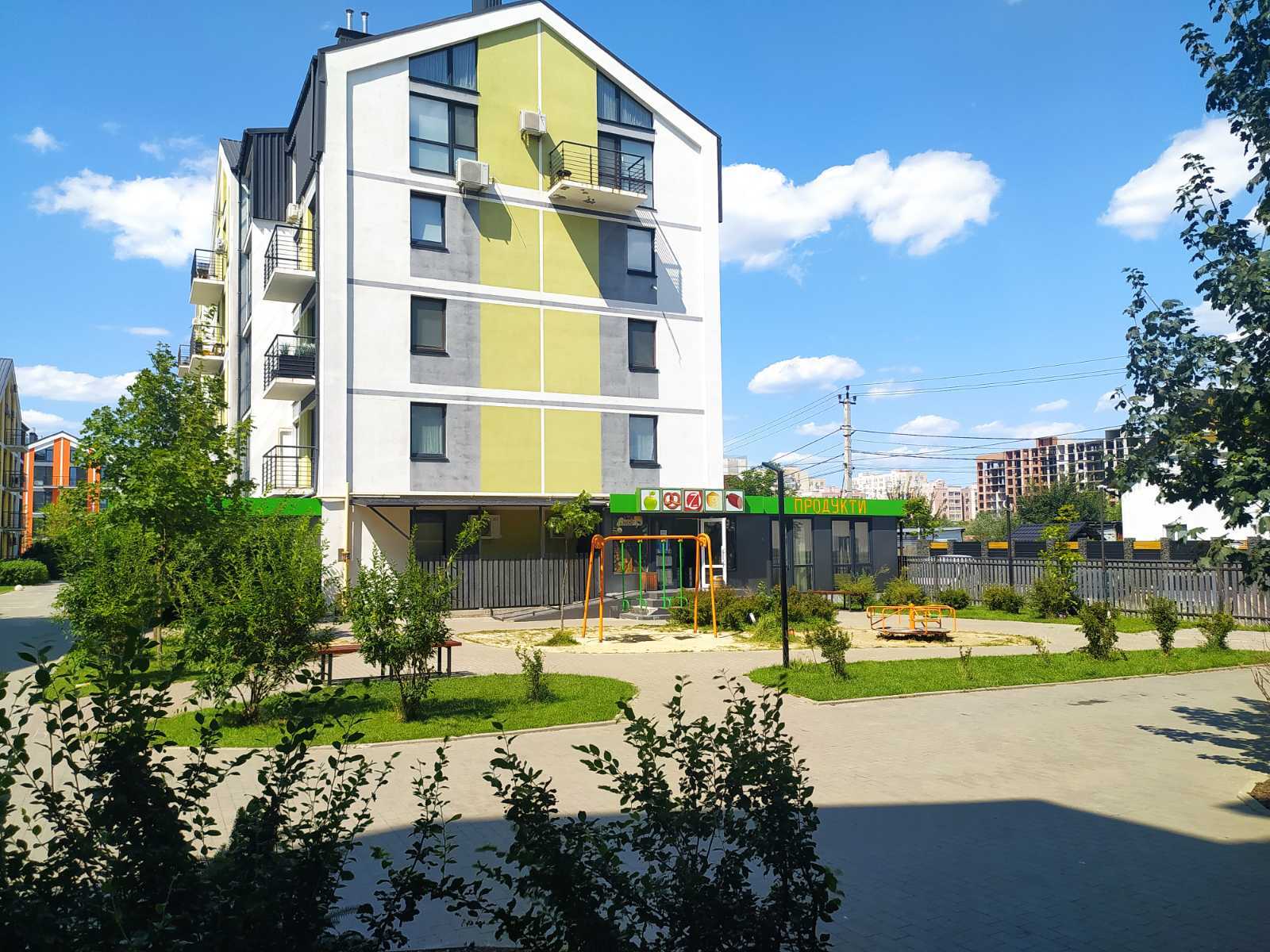 Продажа 3-комнатной квартиры 100 м², Богдана Хмельницкого ул.