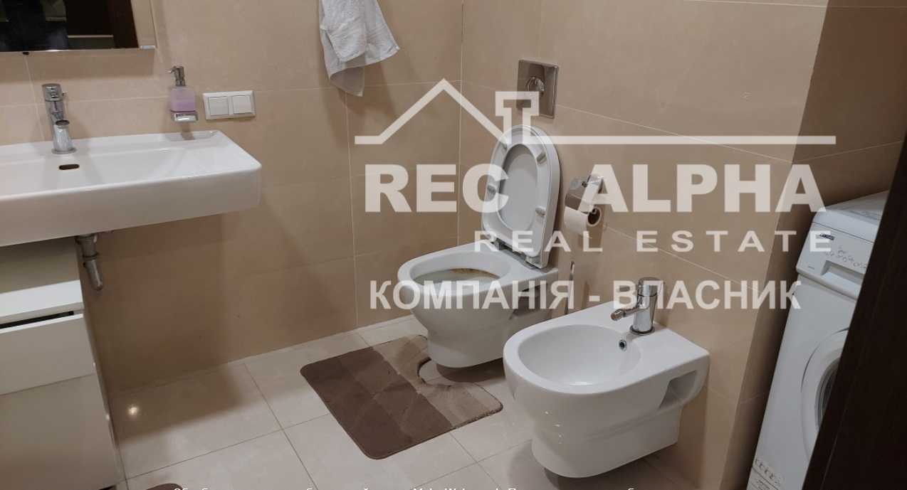 Продажа 1-комнатной квартиры 65 м², Генерала Шаповала ул., 2