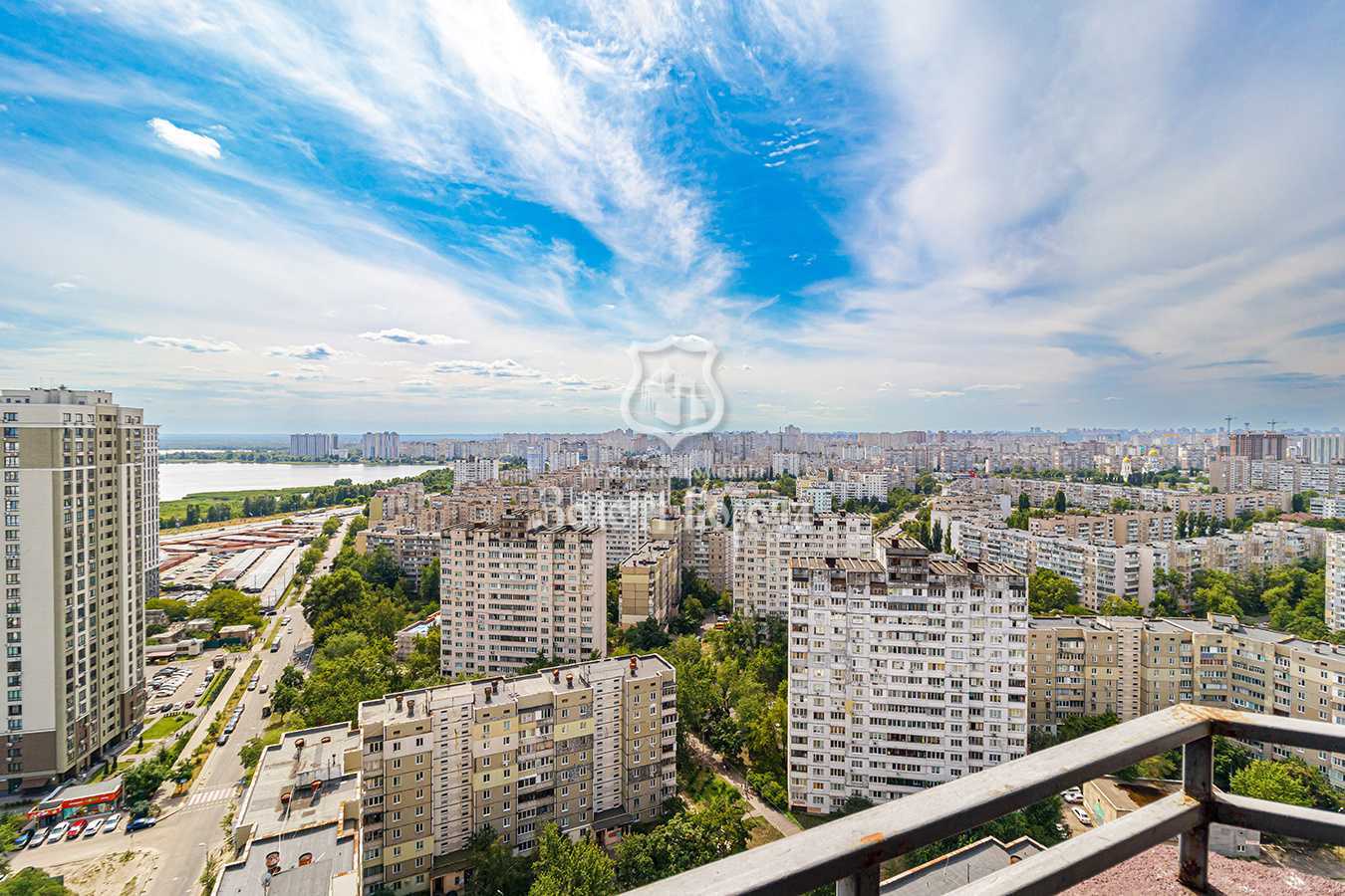 Продажа 2-комнатной квартиры 70 м², Харьковское шоссе, 182