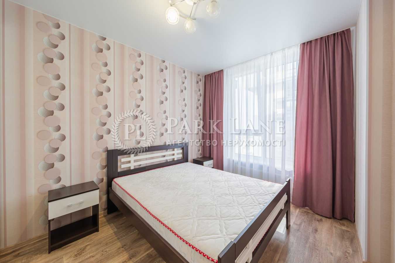 Продаж 1-кімнатної квартири 41 м², Сормівська вул., 3