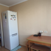 Продаж 3-кімнатної квартири 62.24 м², Прирічна вул., 17