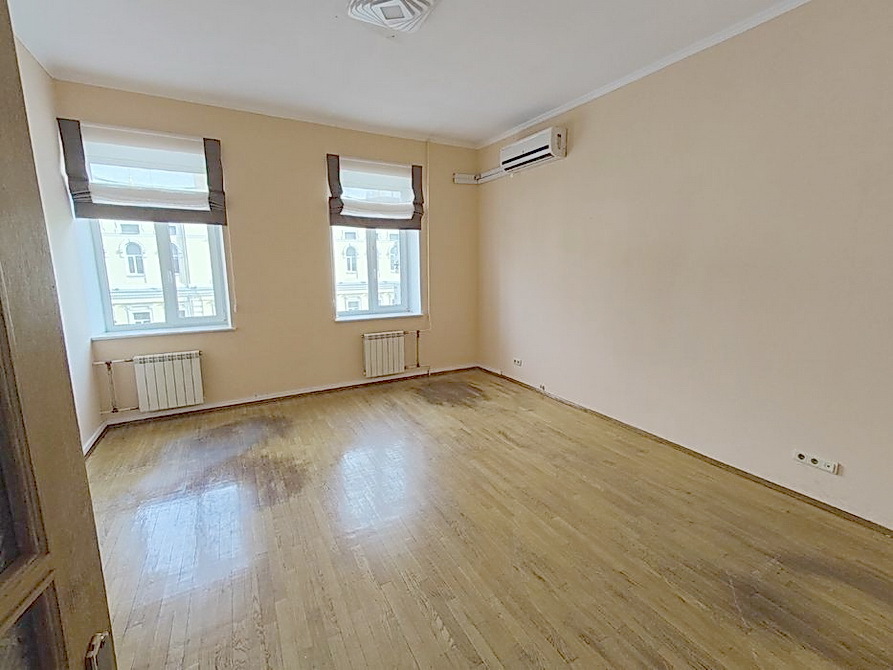 Аренда офиса 125 м², Пирогова ул., 4