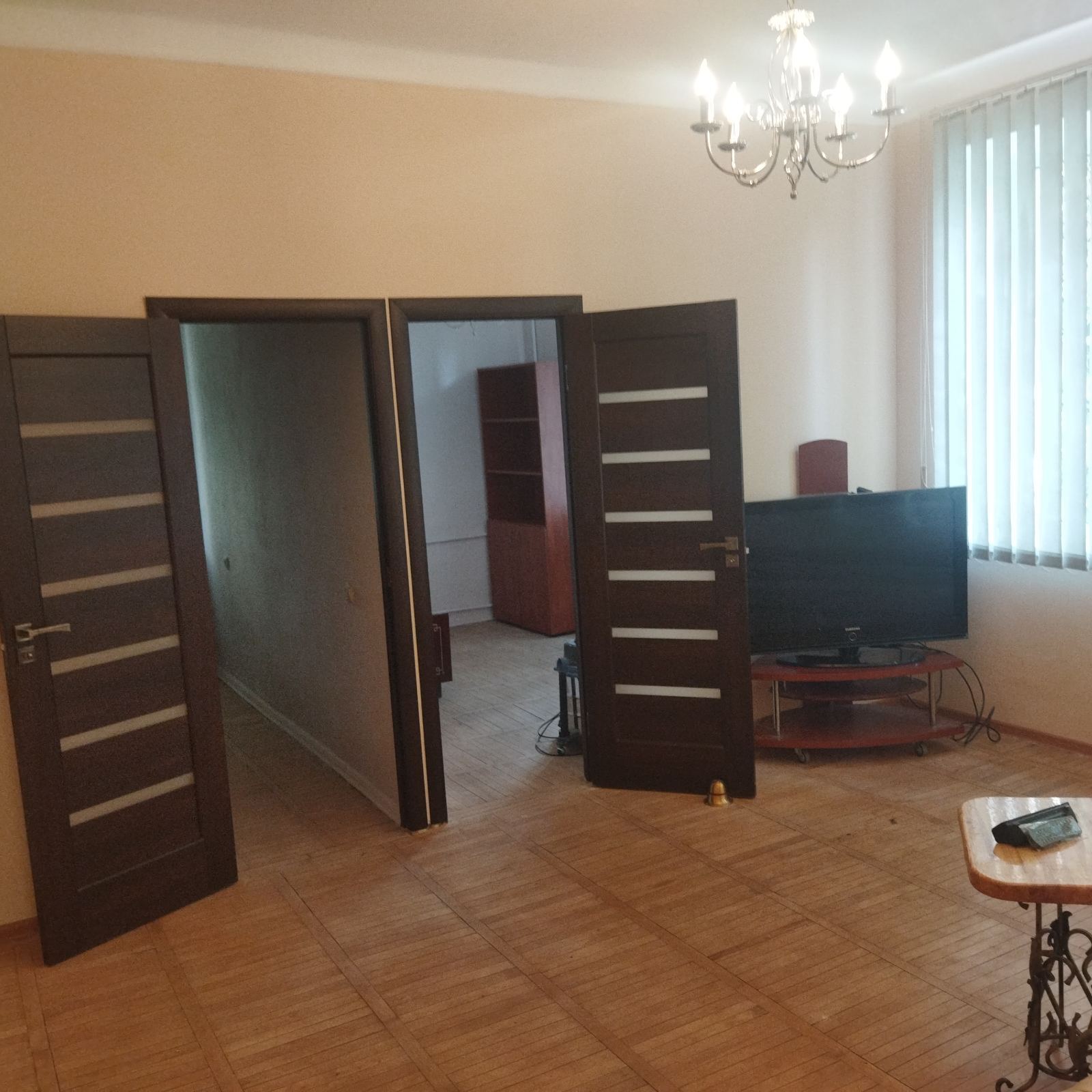 Оренда 3-кімнатної квартири 58 м², Воскресенська вул., 6А
