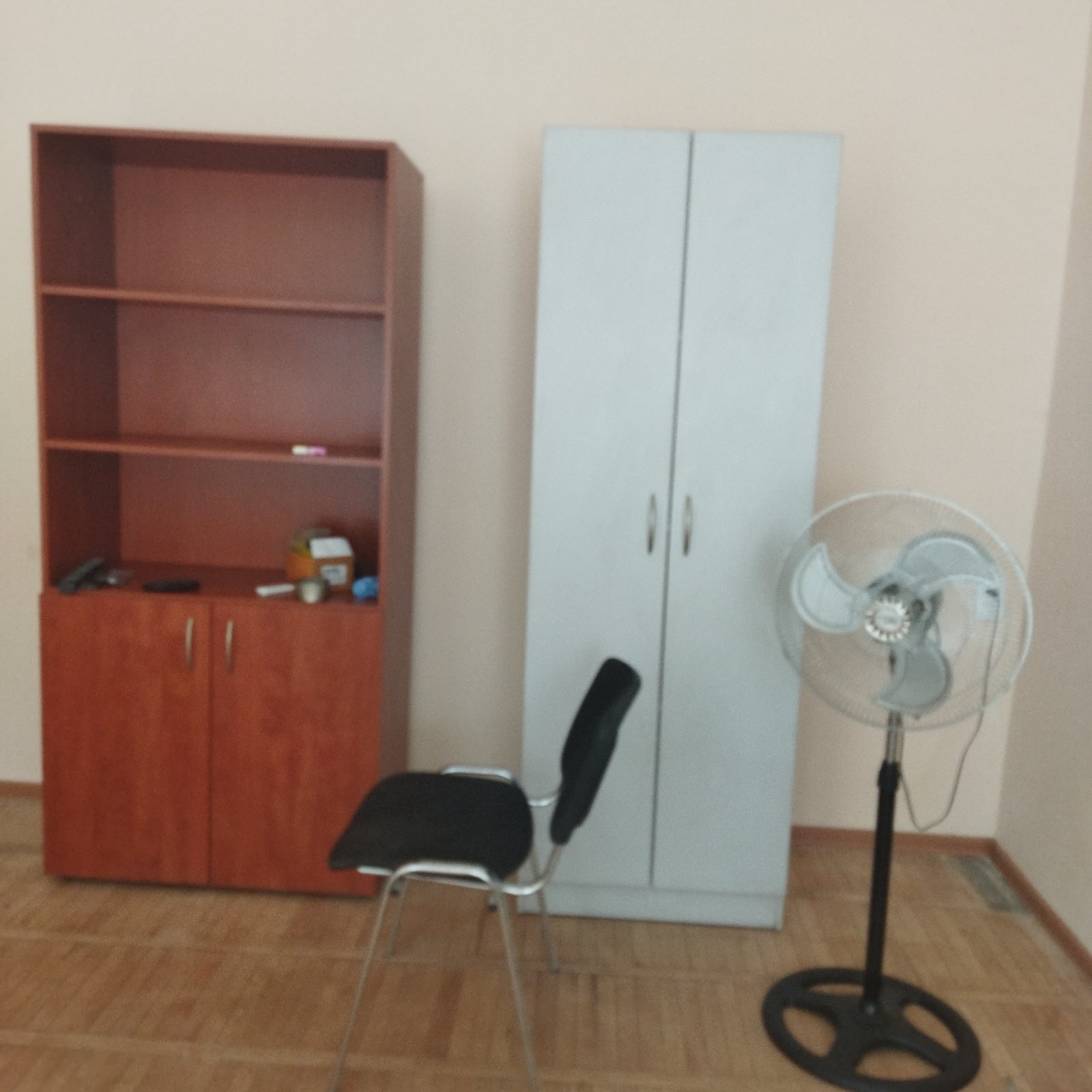 Оренда 3-кімнатної квартири 58 м², Воскресенська вул., 6А