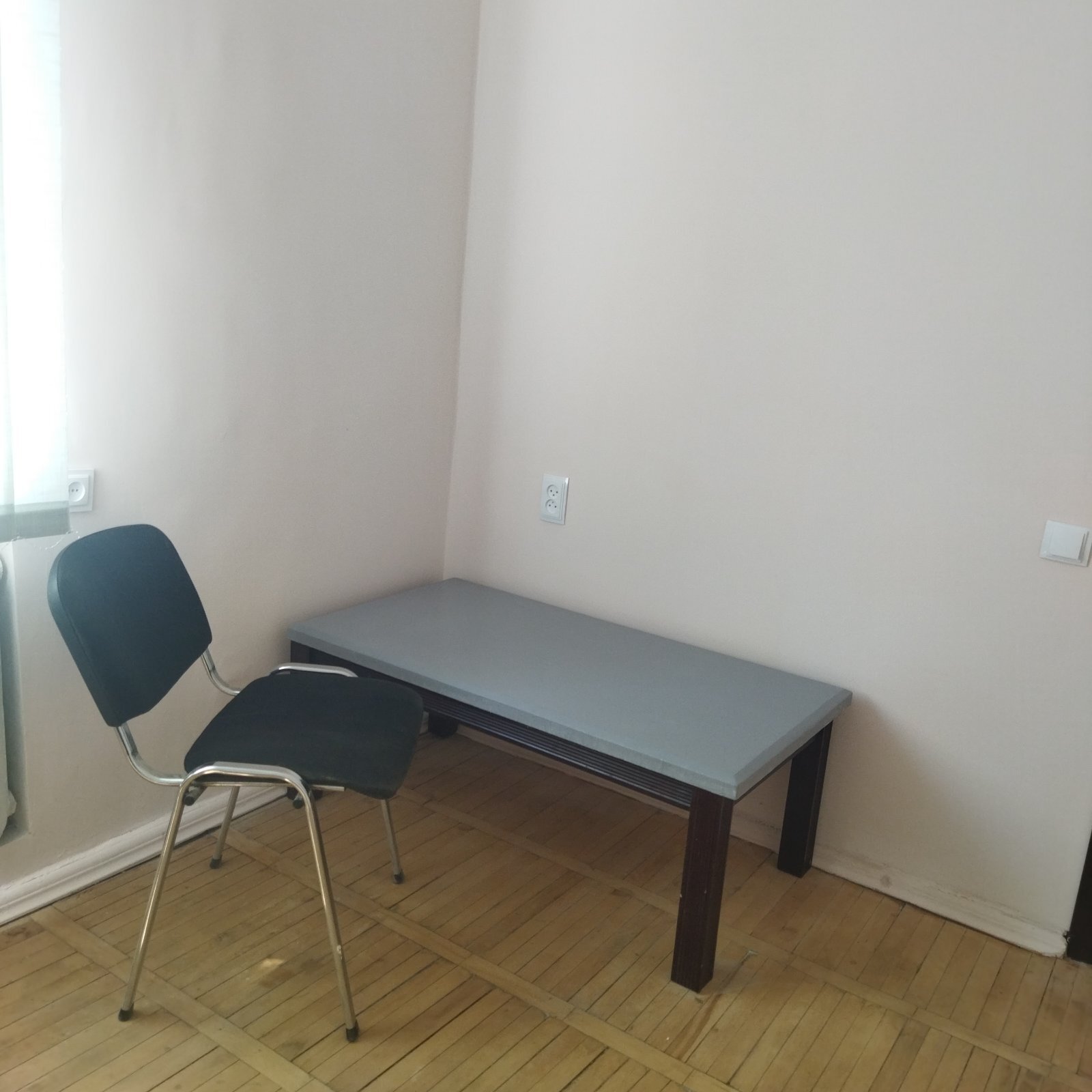 Оренда 3-кімнатної квартири 58 м², Воскресенська вул., 6А