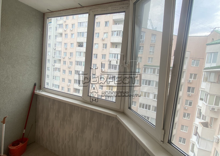 Продаж 2-кімнатної квартири 56 м², Шевченка просп., 2Г