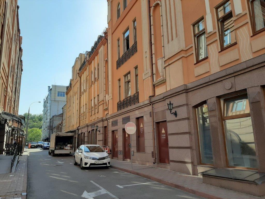 Оренда офісу 109 м², Верхній Вал вул.