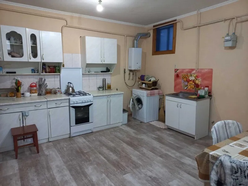 Продаж 4-кімнатної квартири 127 м², Новосельского вул.