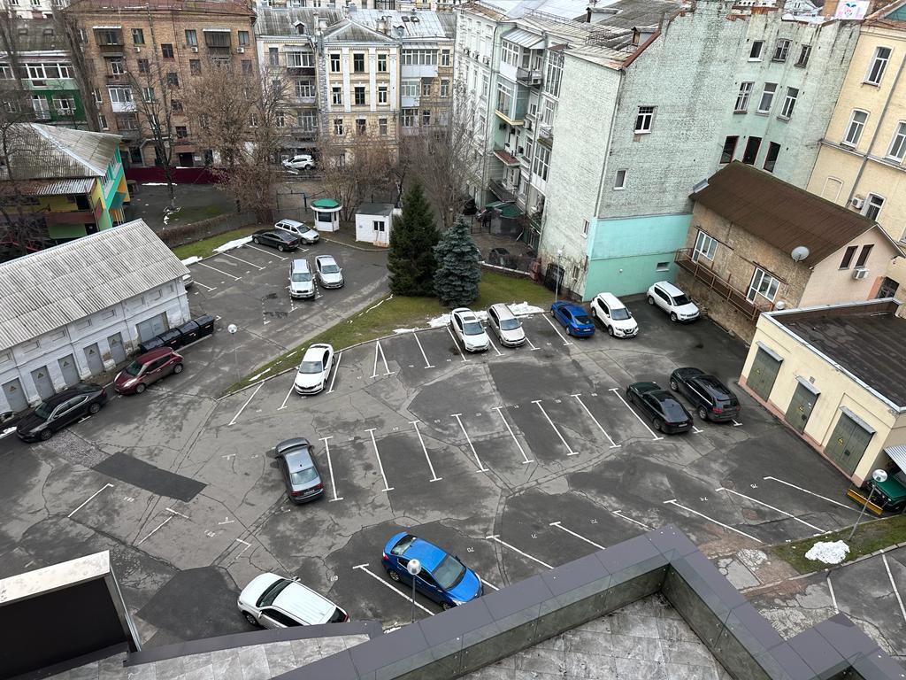 Оренда приміщення вільного призначення 80 м², Рогнединська вул., вул.6
