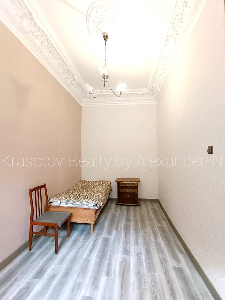 Продажа 3-комнатной квартиры 93 м², Шмидта Лейтенанта ул., 20