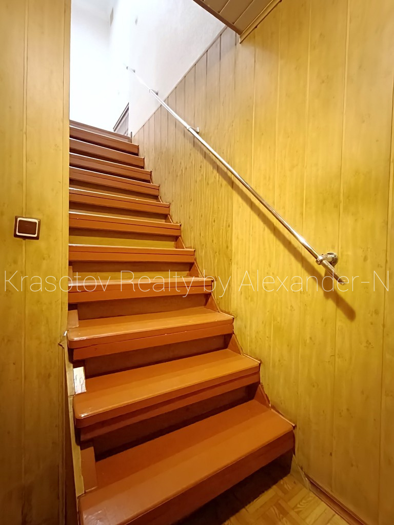 Продажа 3-комнатной квартиры 93 м², Шмидта Лейтенанта ул., 20