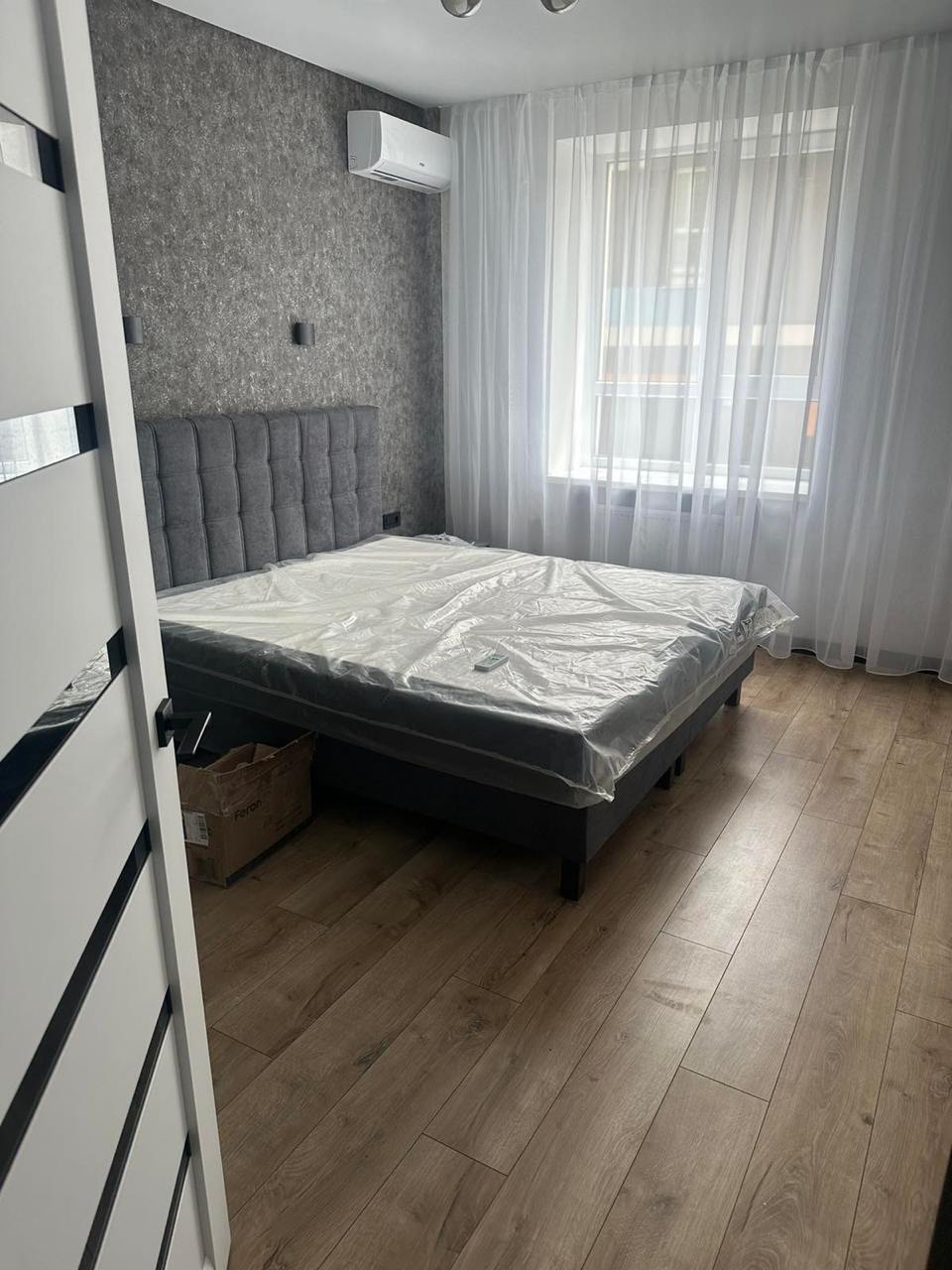 Продаж 1-кімнатної квартири 45 м², ЖК Дніпровська Брама, Будинок 2