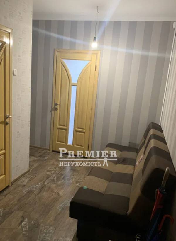 Продаж 3-кімнатної квартири 90 м², Академіка Сахарова вул.