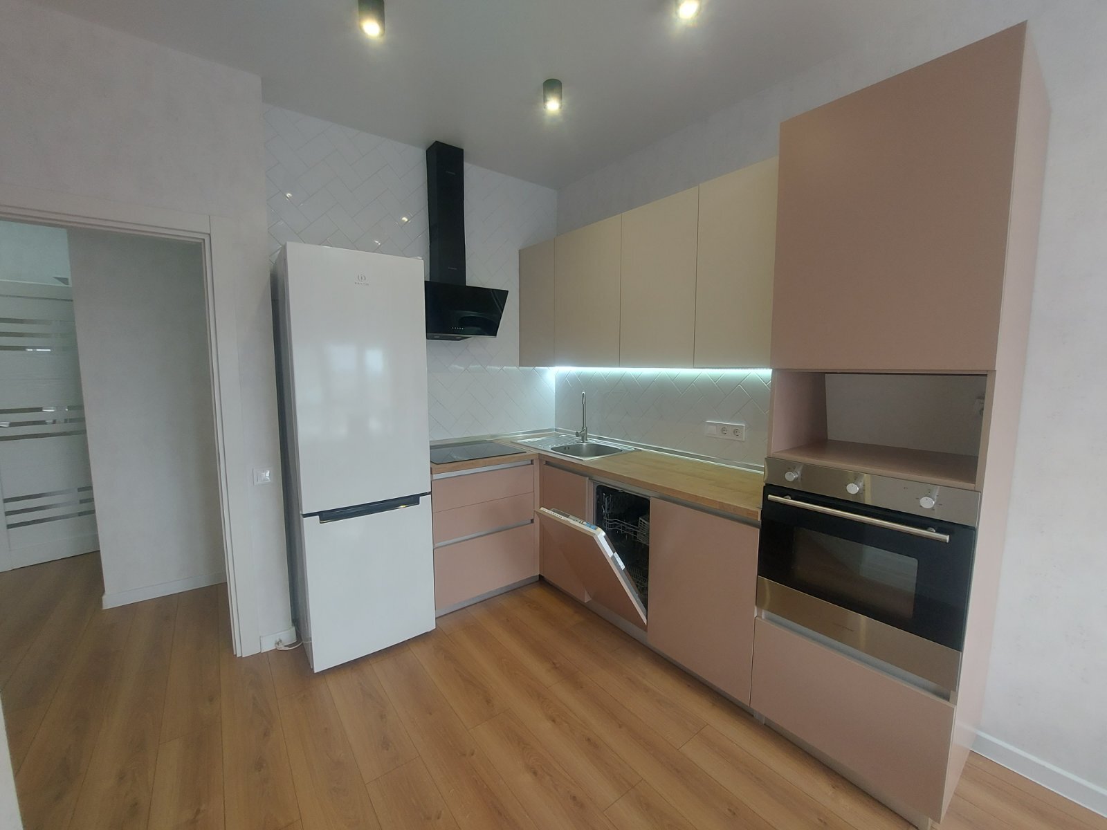 Аренда 2-комнатной квартиры 60 м², Толбухина ул., 135