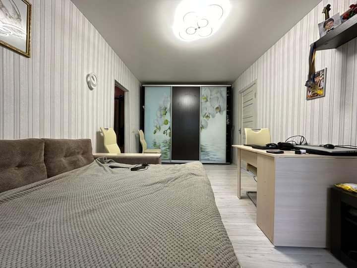 Продаж 2-кімнатної квартири 45 м², Соборна вул.