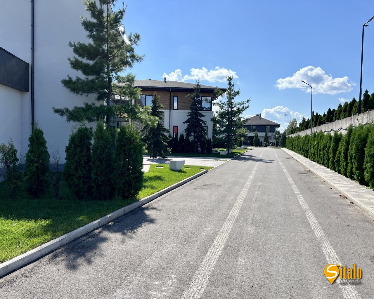 Продажа дома 220 м², 3-я Озерная ул.