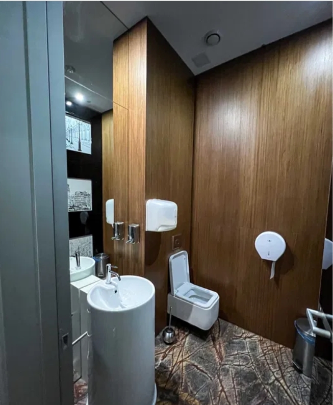 Оренда офісу 323 м², Віце-адмірала Жукова пров.